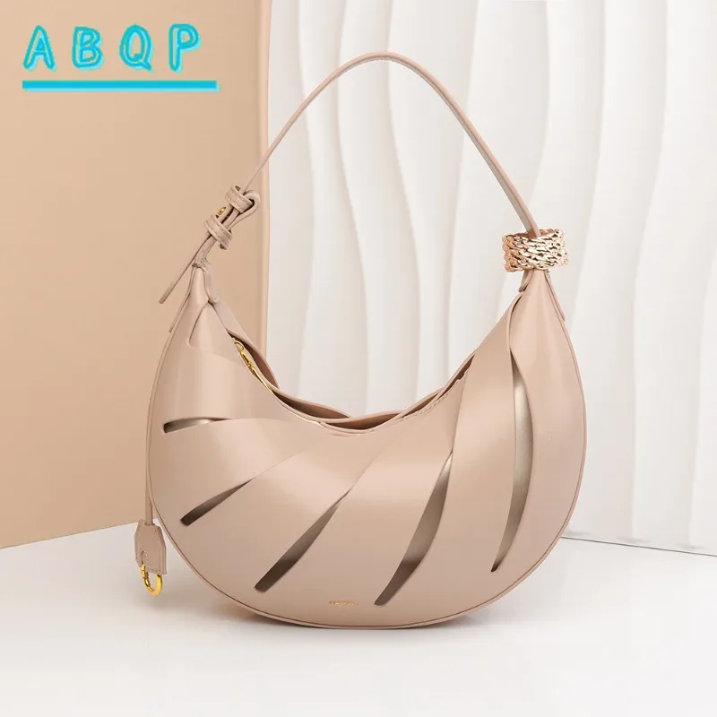 

Crossbody Bag for Women New Crescent Moon Design Stylish and Versatile Shoulder Bag for Commuting Large Capacity