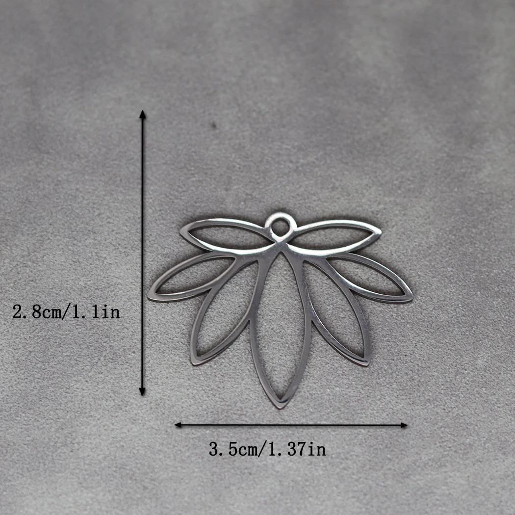 3pcs Hollow Maple Leaf Charms For Jewelry Making DIY Earrings Necklaces Bracelets Handmade Jewelry Findings Pendants Accessories