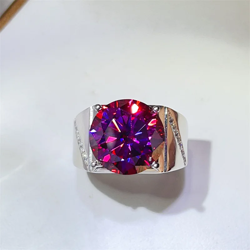 

Прочное и долговечное роскошное мужское кольцо с фиолетовым бриллиантом 10 карат из платины PT950 с муассанитом | Прочный материал, не деформируется.