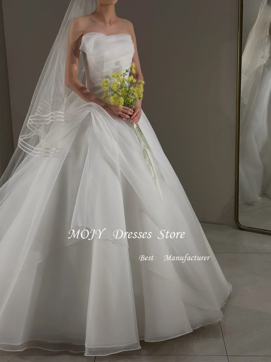 فساتين عروس موجي بدون حمالات مكشوفة الكتف على شكل حرف a بدون أكمام ورباط علوي فساتين زفاف بسيطة سترس عاجي مخصص