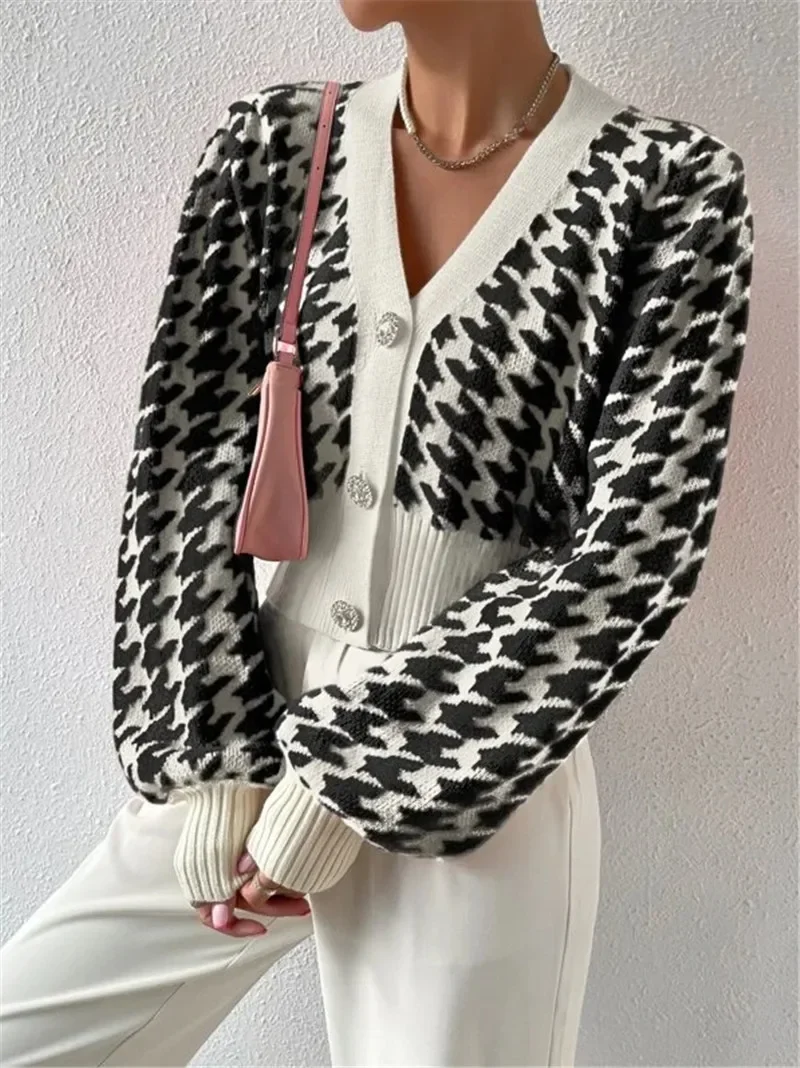 Autumn Winter Women Sweater Coat Casual Fashion Street Houndstooth Pattern Lantern Sleeve Knitted Cardigan Sweater Blouse