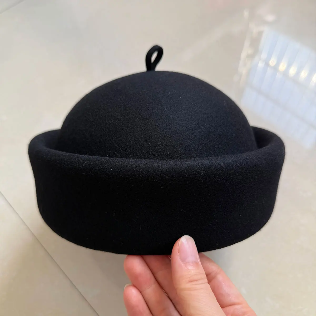 French Minimalist Classic Wool Beret Top Hat Women Retro Elegant Basin Hat Fashion Rolled Edge Landlord Hat Painter's Hat