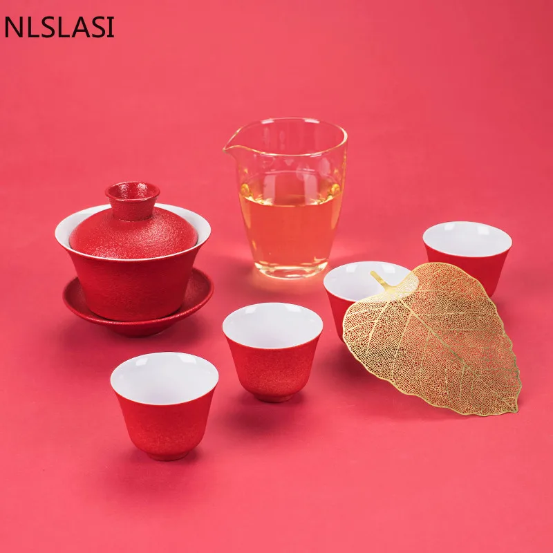 

Chinese Red Ceramic Tea Sets Handmade Exquisite Cover Bowl Household Teaware Travel Tea Bowl Teacups Drinkware Wedding Gifts