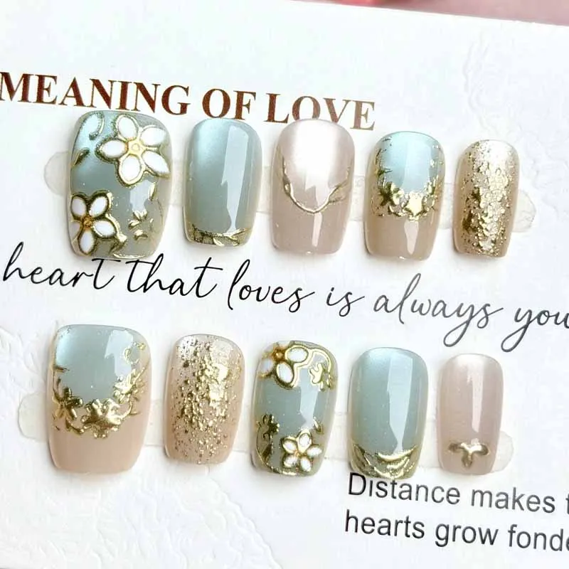 10Pcs Golden Flower Cat Eye Light Luxury 3D Design Press on Nails Temperament Showing Off White Small Fresh Flower Fake Nails