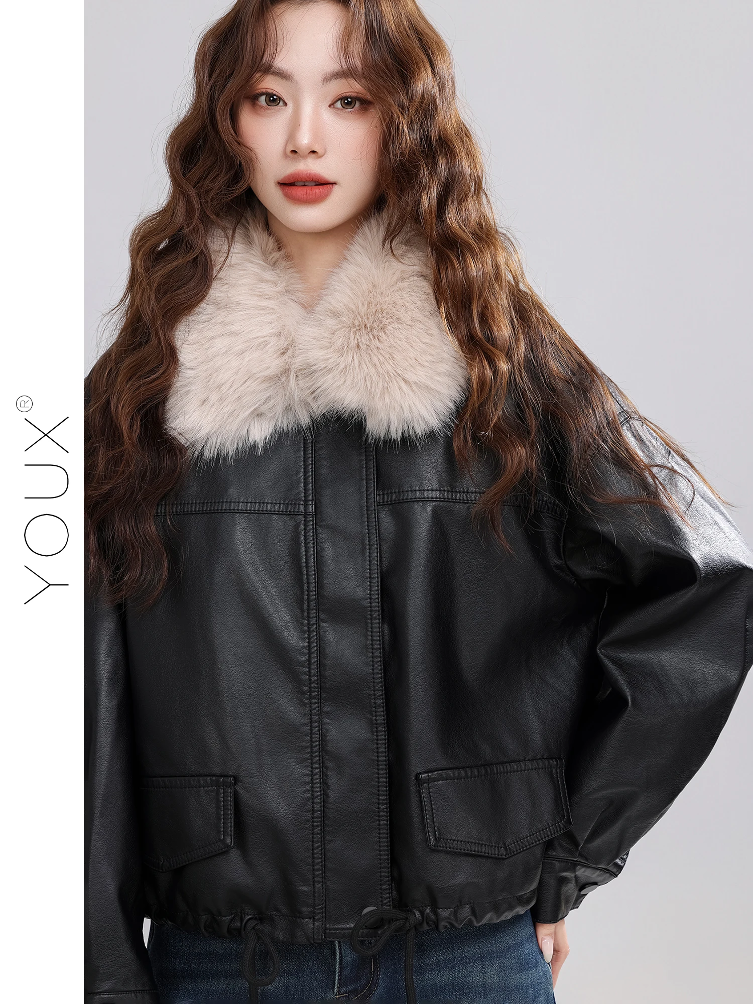 เสื้อโค้ทหนังเทียมบุขนเฟอร์เทียม รุ่นใหม่สำหรับฤดูหนาว สไตล์วินเทจ สำหรับผู้หญิง ป้องกันลม ทรงยาว