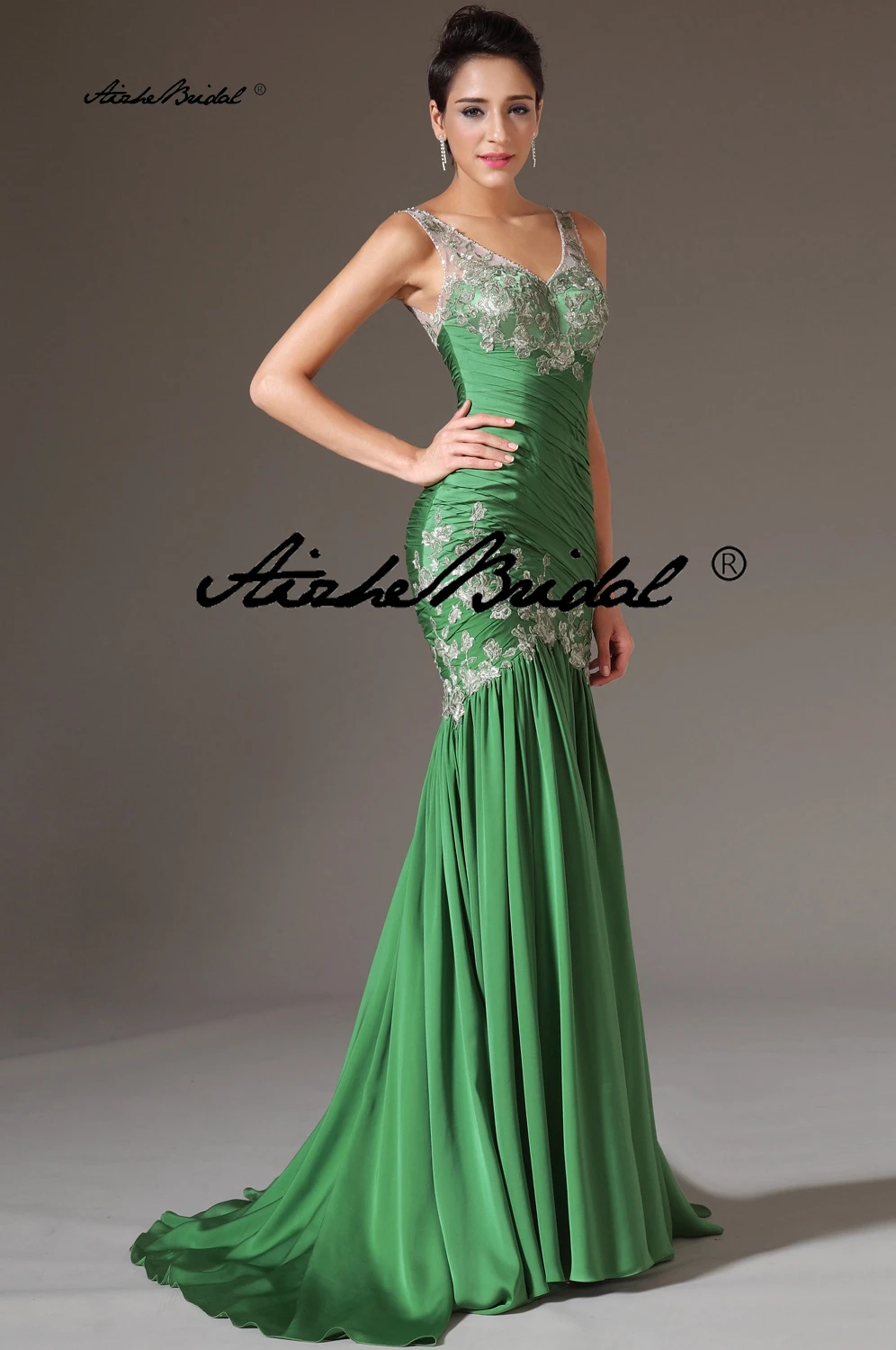 V Neck Appliques Mermaid Evening Gown Dresses Sleeveless Sexy Long Prom Dress Floor Length Sweep Train Robe De Soirée