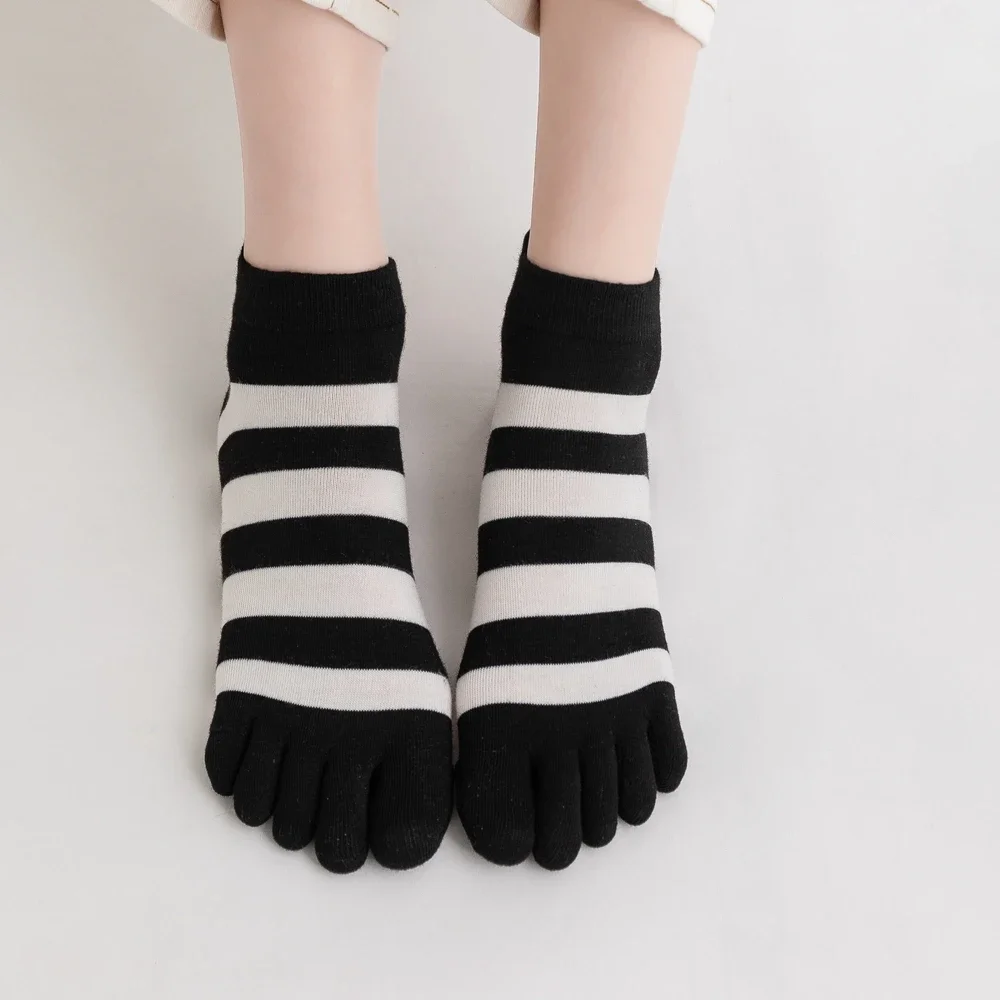 5 Pairs Toe Socks Women Cute Cow Print Five Finger Socks Kawaii Summer Short Ankle Socks with Separate Fingers Korean Fashion