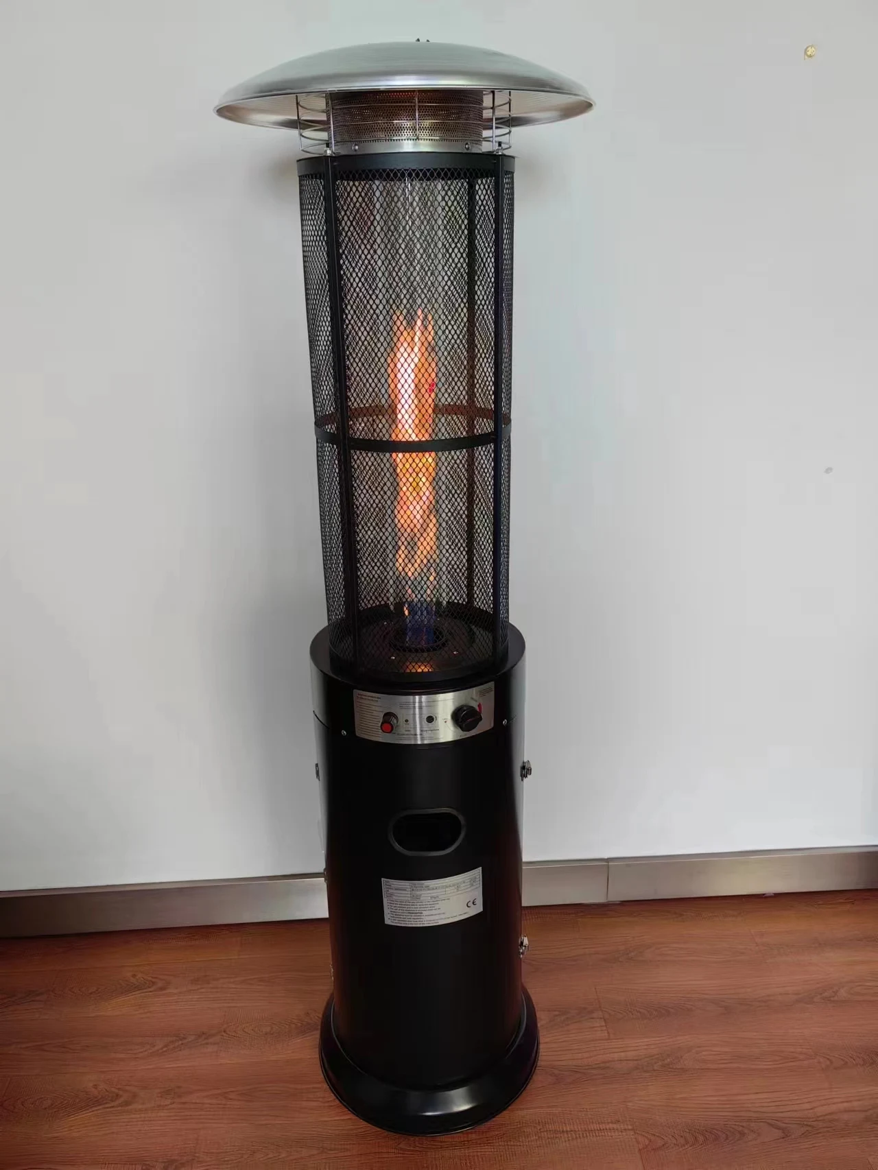 من السهل تجميع أنبوب زجاجي اسطواني فناء Heateroutdoor أنبوب زجاجي مستدير سخانات غاز البترول المسال مع عجلات أثاث خارجي