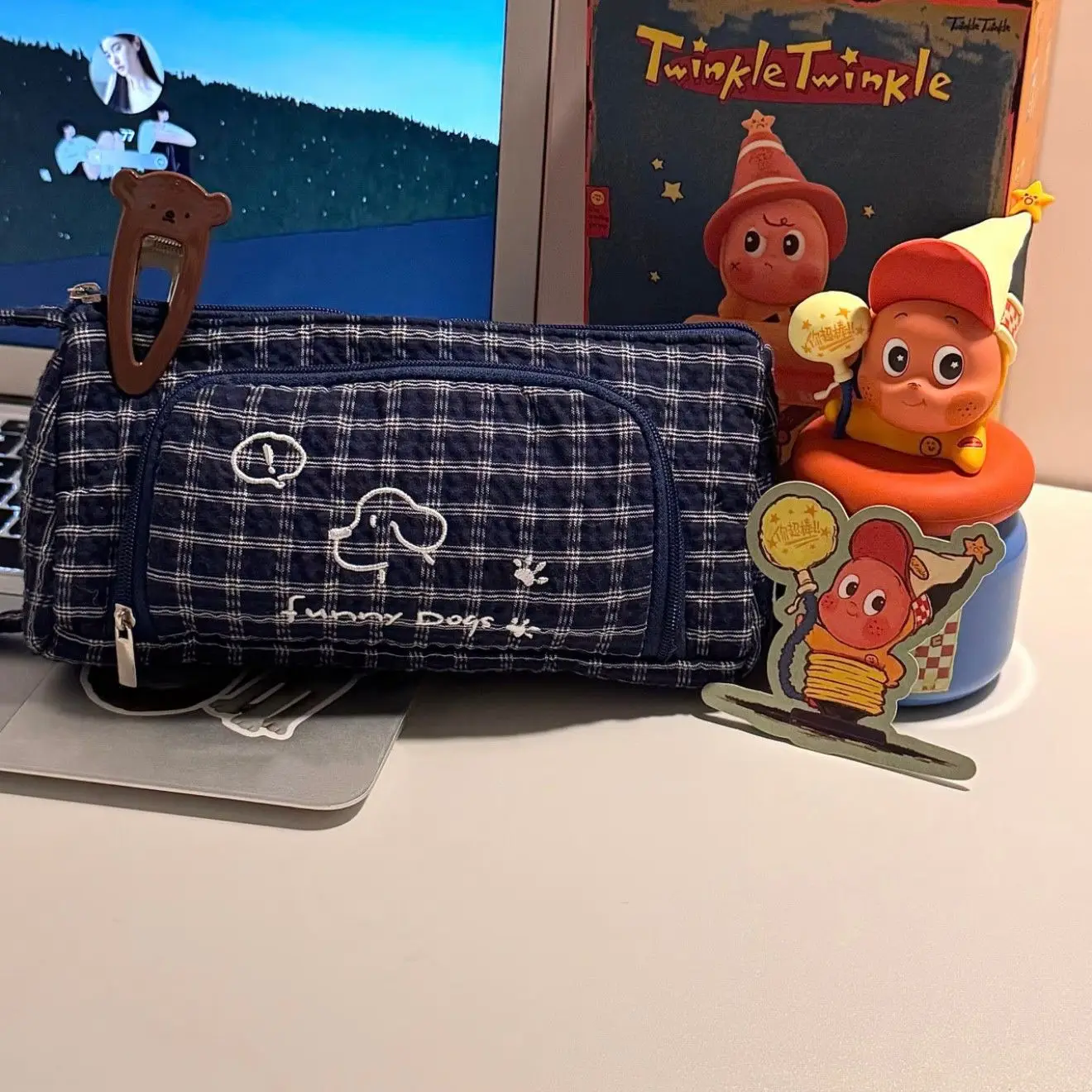 

Cute Japanese Cartoon Puppy Plaid Large-capacity Pencil Case Double-layered Student Stationery School Supplies Back To School