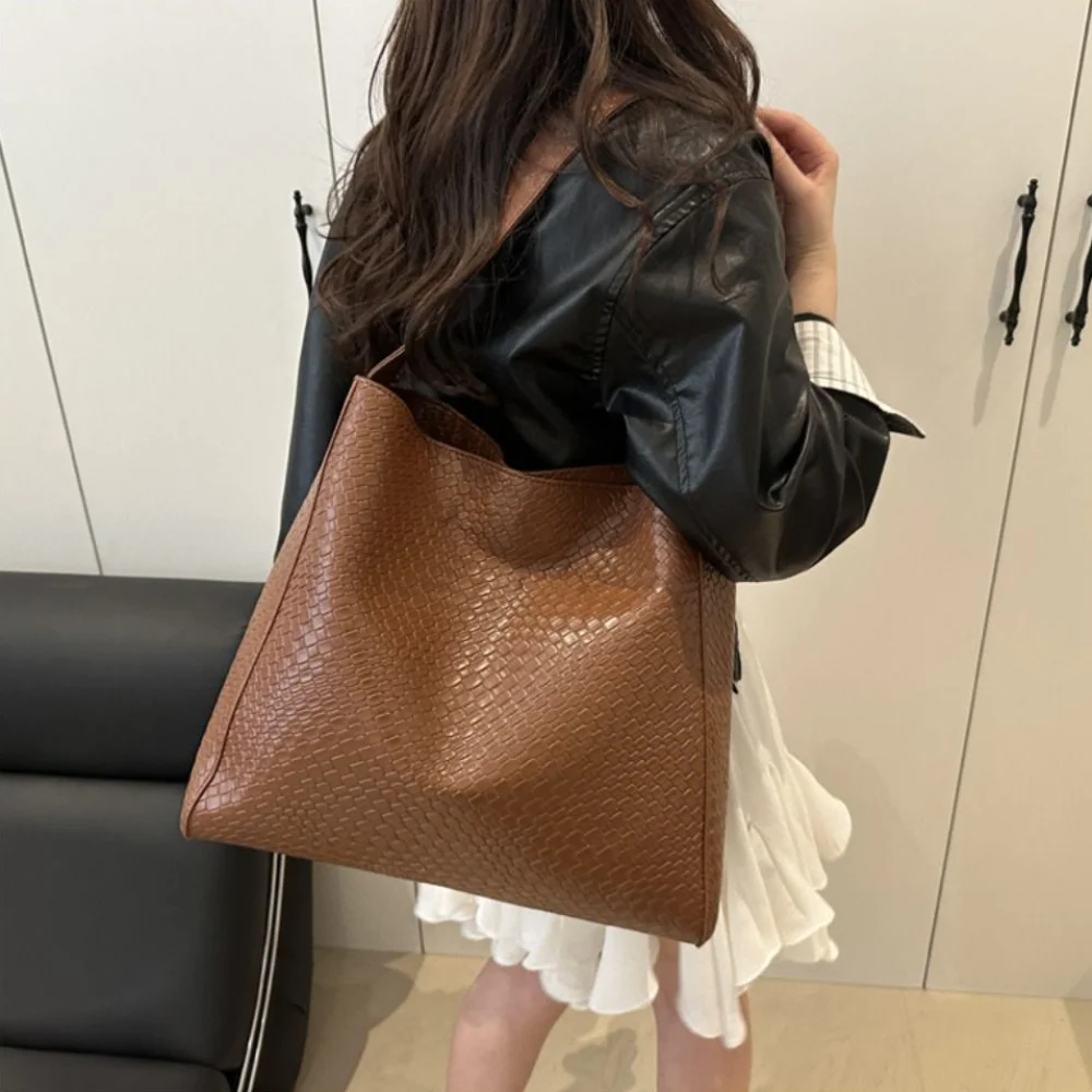 

All-match Solid Color Pu Leather Tote Bag Woven Pattern Large Capacity Shoulder Bag Vintage Leisure Women's Handbag Commuting