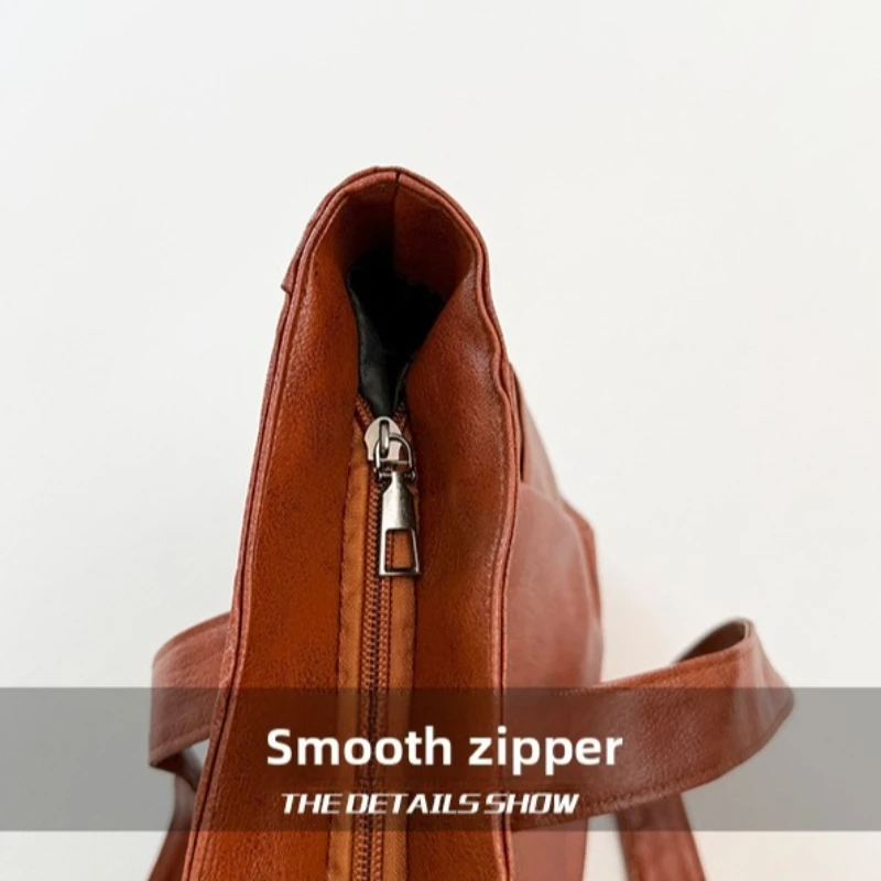 Vintage-Leder-Umhängetasche, geräumige Casual-Tragetasche mit zwei Griffen, Alltagstasche für Frauen, vielseitige Handtasche – Detail 12