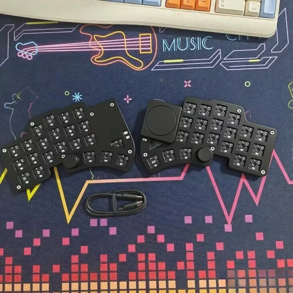 Dilemma Max スプリット キーボード キット カスタム有線 RGB 溶接