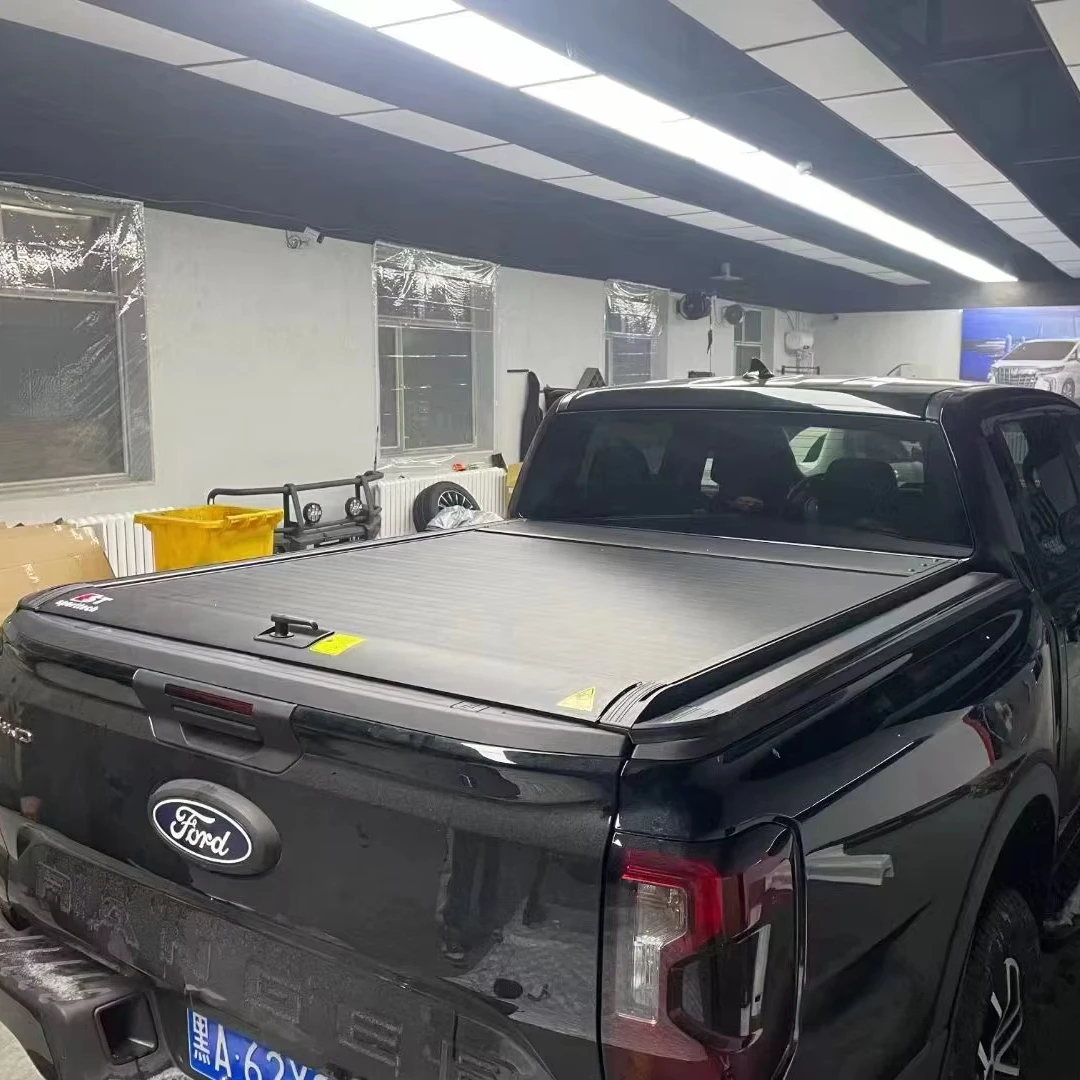 

Truck Bed Cover Retractable Tonneau Cover with Pry Open Type or Folding Operation Waterproof and Locking Function