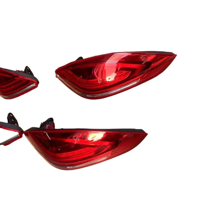 High Quality New 971.1 LED Taillight Assembly 0E971941031/0E971941032