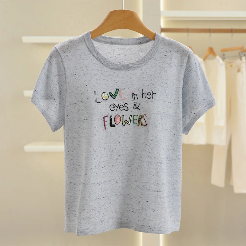 Suéter E de Malha Fina com Decote Redondo e Manga Curta Bordado com Letras Moda Fena Top de Outono Confortável Cor...