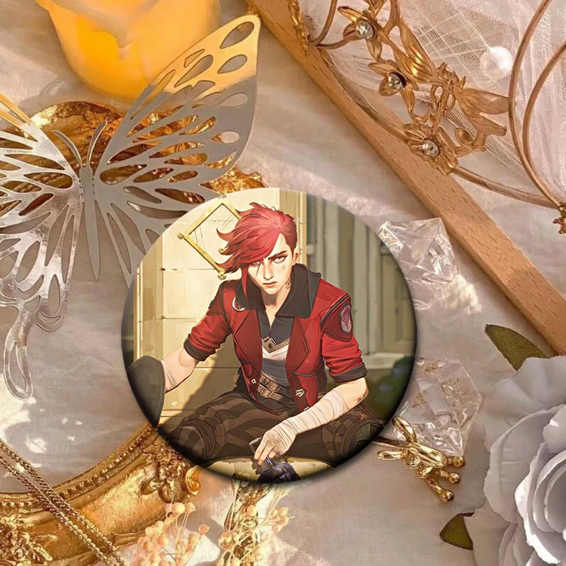 58 مللي متر الساخن لعبة جامعة أساطير Isha لينة زر دبابيس LOL Jinx دبابيس اليومية موضة الديكور شارات هدايا مثالية للأصدقاء