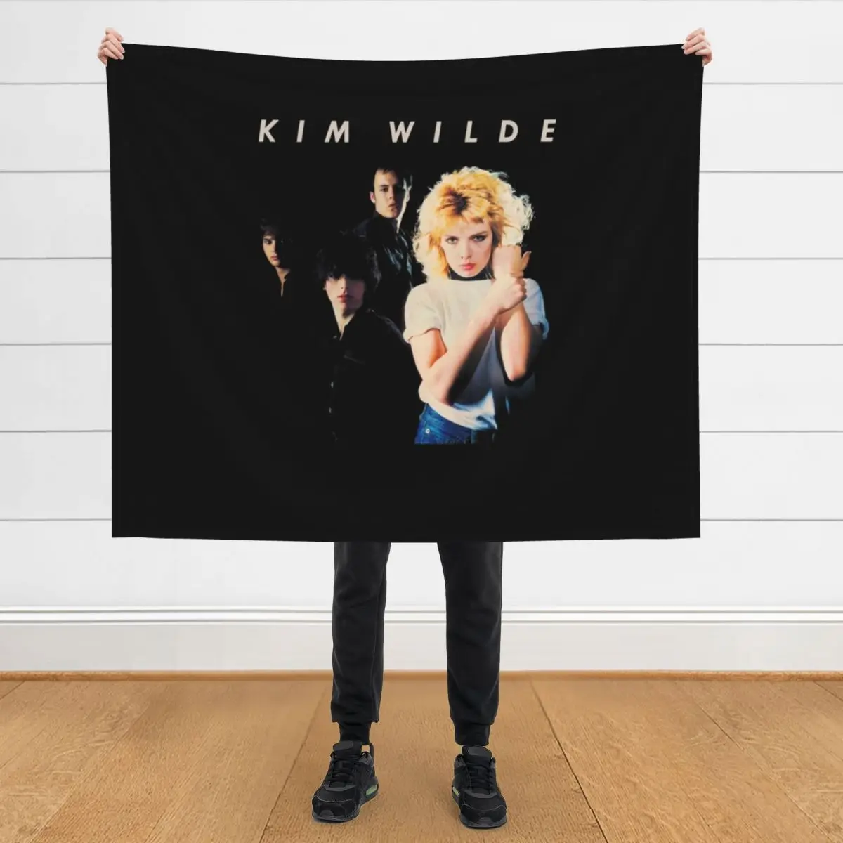 

Kim Wilde Energetic Performances Throw Blanket Blankets For Sofas Weighted Giant Sofa Blankets