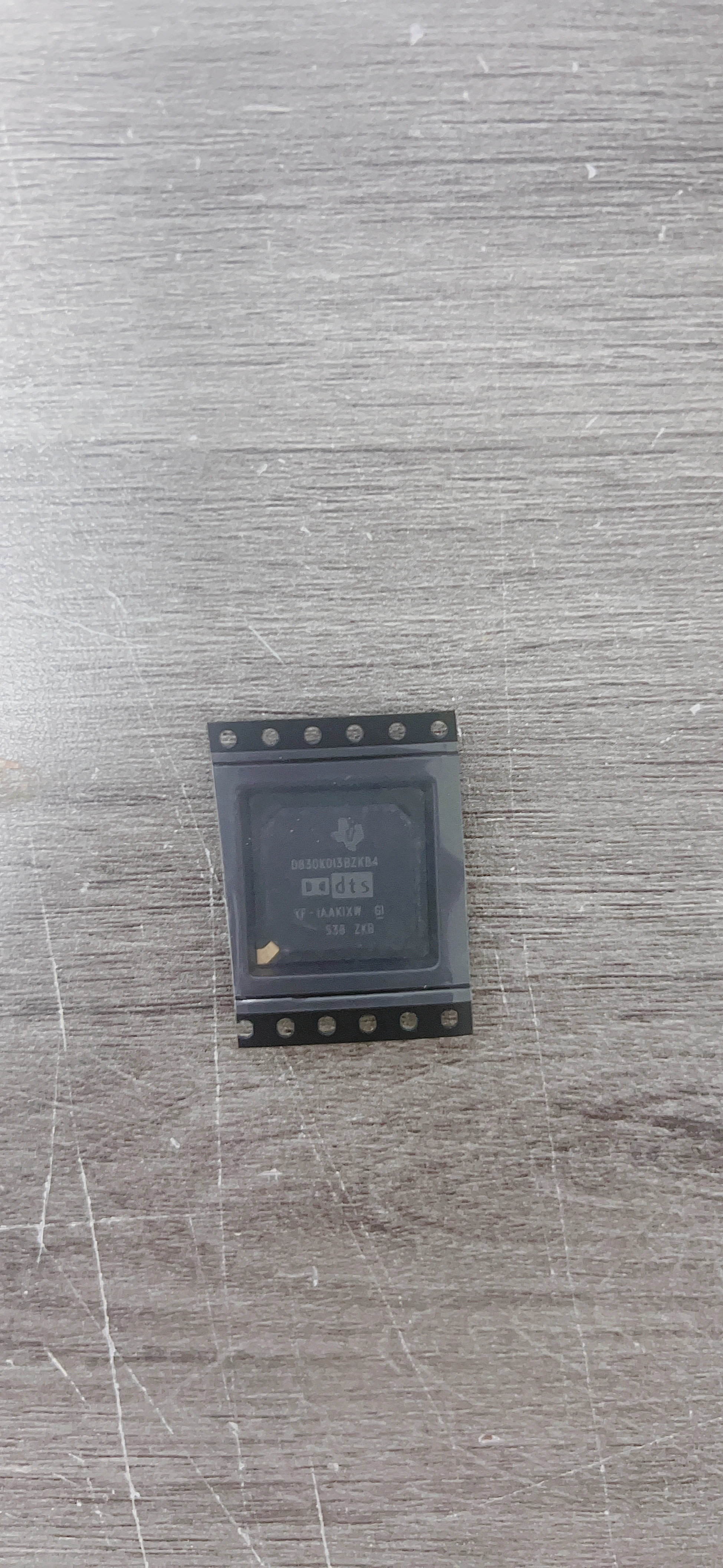 

Brand new original D830K013BZKB4 D830K013DZKB4 BGA with good packaging quality 1PCS -1lot