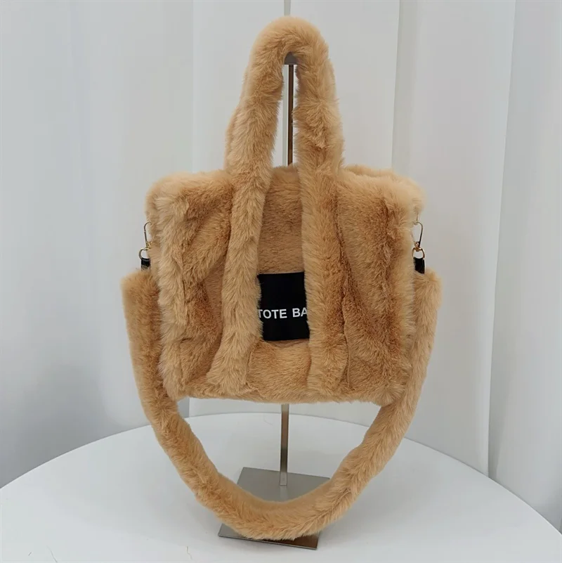 Fuzzy Pink Faux Fur Ladies Winter Handbag Brand Designer Fluffy Plush Sqaure Shoulder Purse 2023 Elegant Women\'s Tote Bag