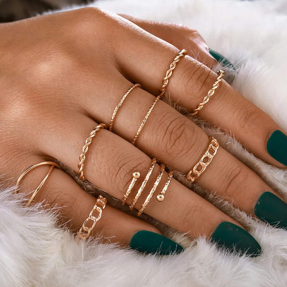 8Pcs Vintage Floral Alloy Rings Set Stackable Knuckle Rings for Women Men Classic Elegant Fashion Finger Ring Gift