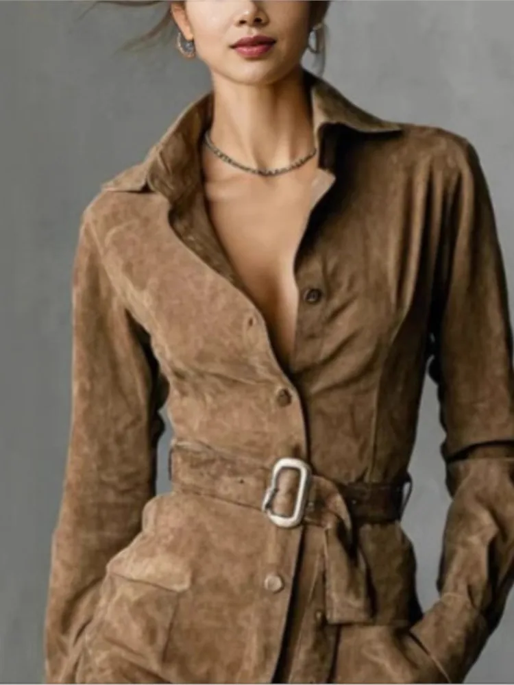 Jesienna sukienka damska z imitacji zamszu, z długim rękawem, kołnierzykiem, zapinana na guziki, krótka spódnica, modna sukienka z paskiem w talii, wiązana, model 2026