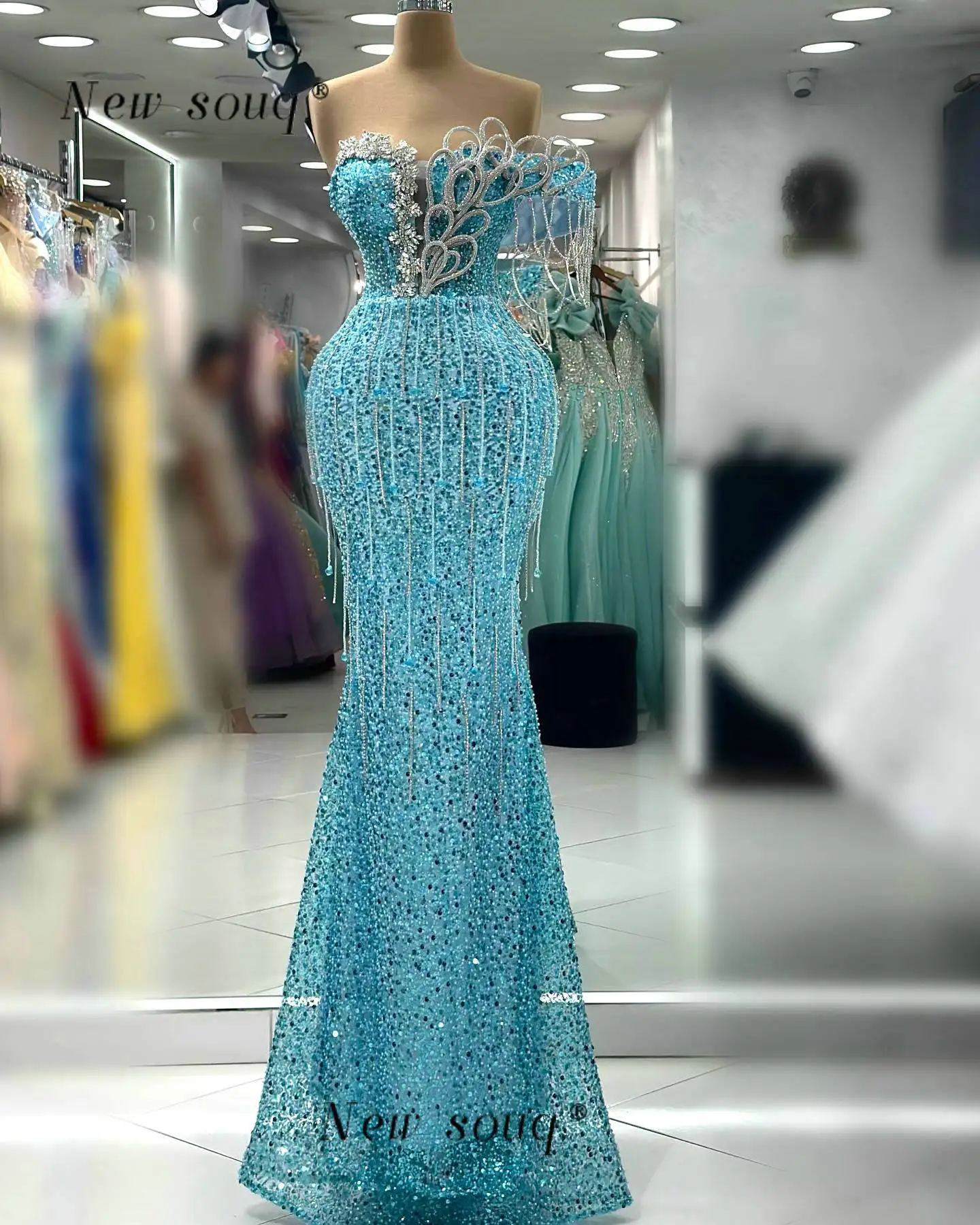 Chic Designer Sky Blue Long Evening Dresses Fashion Couture Shimmering Rhinestones Crystals Chains Ceremony Events Party Gowns