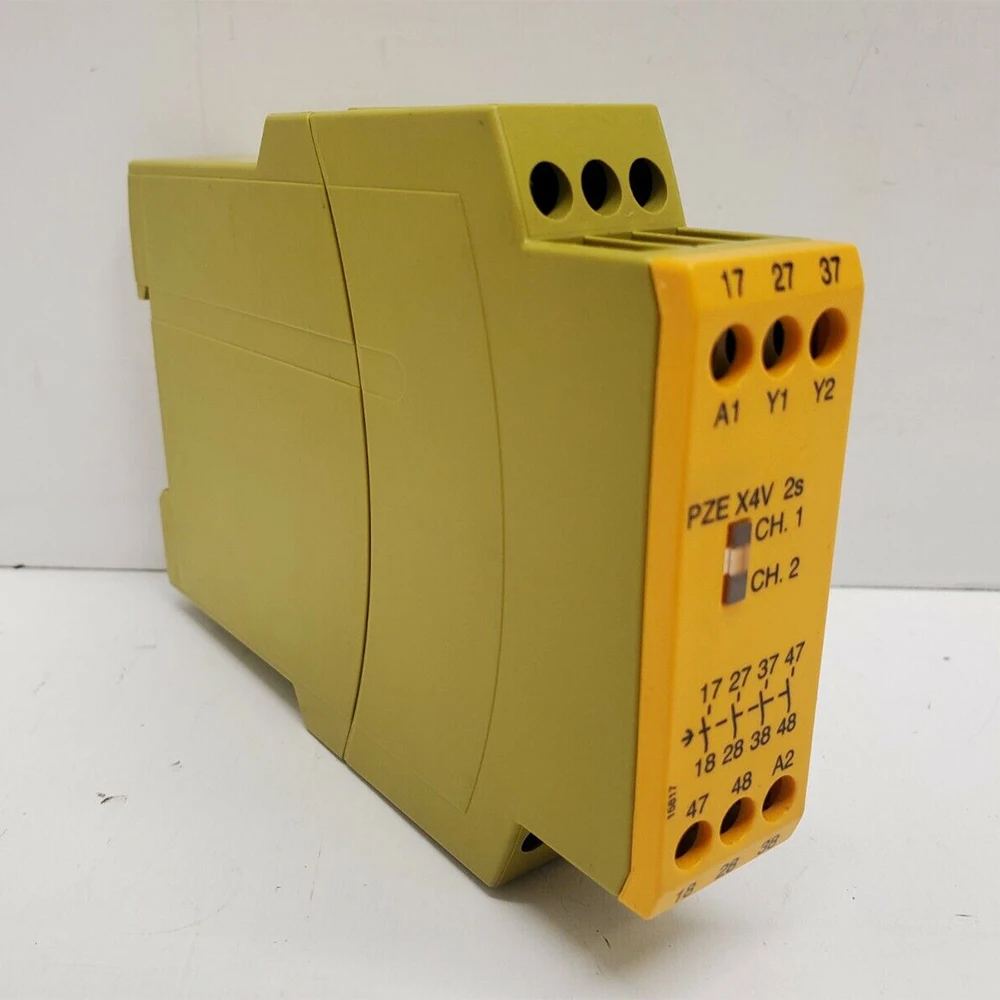 For Pilz PZE X4V 774582 24V New Safety Relay Module in Box