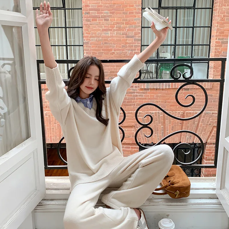 Koszula z efektem łączenia, imitacja dwuczęściowego topu z dzianiny + luźne spodnie z szerokimi nogawkami w jednolitym kolorze, damski zestaw dwuczęściowy na jesień i zimę 2025, nowość.