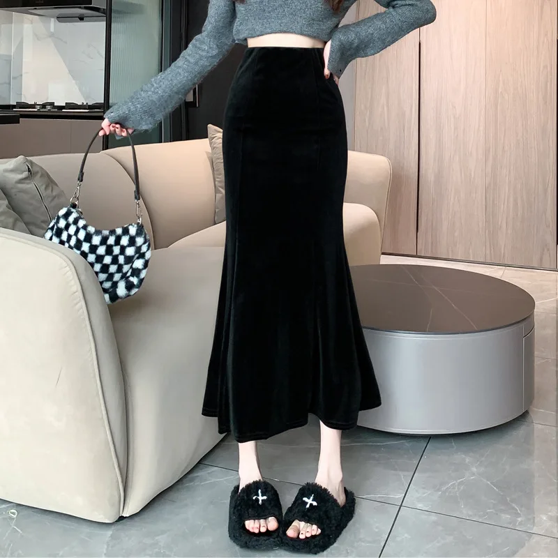 Velvet Mermaid Skirt 2025 Autumn New Mid-Length Slim Fit Bodycon Skirt Petite Fleece Lined Half Skirt