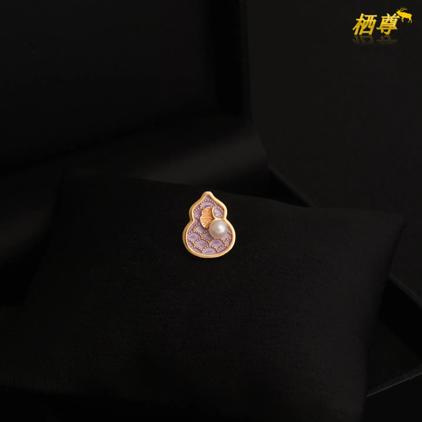 Chinese Traditional Gourd Shape 1.4cm Magnetic Brooch Anti Slip Neckline Fastener Delicate Enamel Pearl Collar Pin For Women Clo