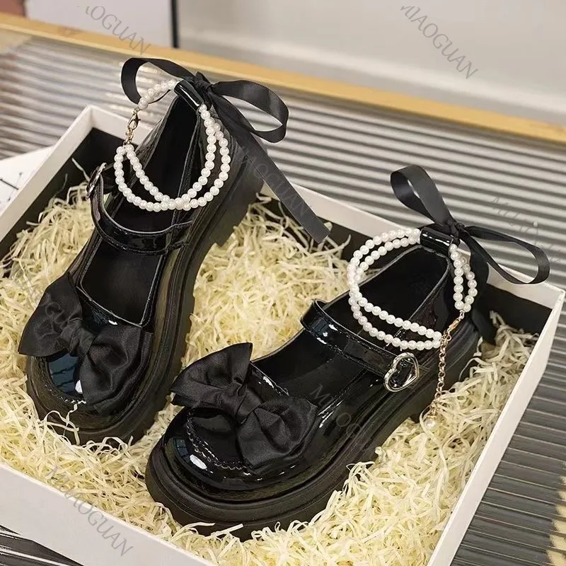 Sweet Lolita Bow Women Mary Jane Shoes Heart Buckle Pearl Chain Thick Sole Footwears Cosplay Party Girls Loafers Mujer Zapatos