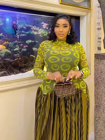 Elegant Olive Green Dresses High Waist Long Sleeve Maxi Dress for Woman Evening Party Pleated Dress Stretch Fabric for Dress