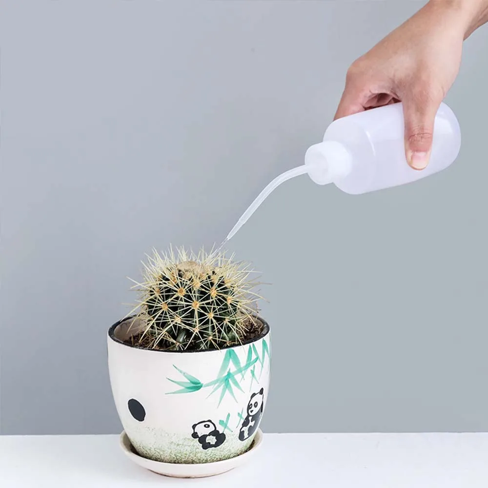 

250ml/500ml Water Beak Pouring Kettle Tool Watering Can Squeeze Bottle with Long Nozzle Succulents Plant Flower Gardening Tool