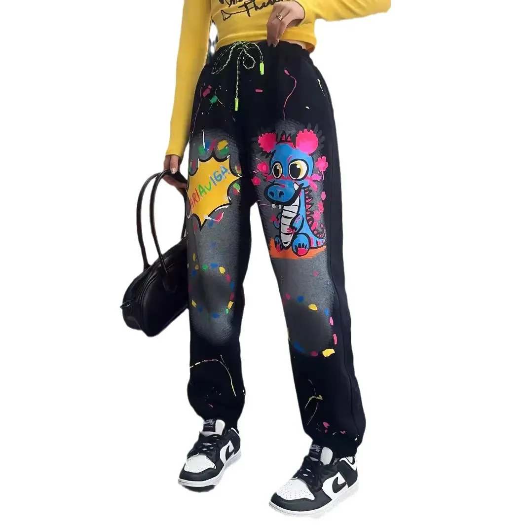 Pantaloni Casual Oversize versione coreana 2024 nuovi pantaloni sportivi Hip-hop con stampa Graffiti pantaloni sportivi larghi da donna primavera e autunno