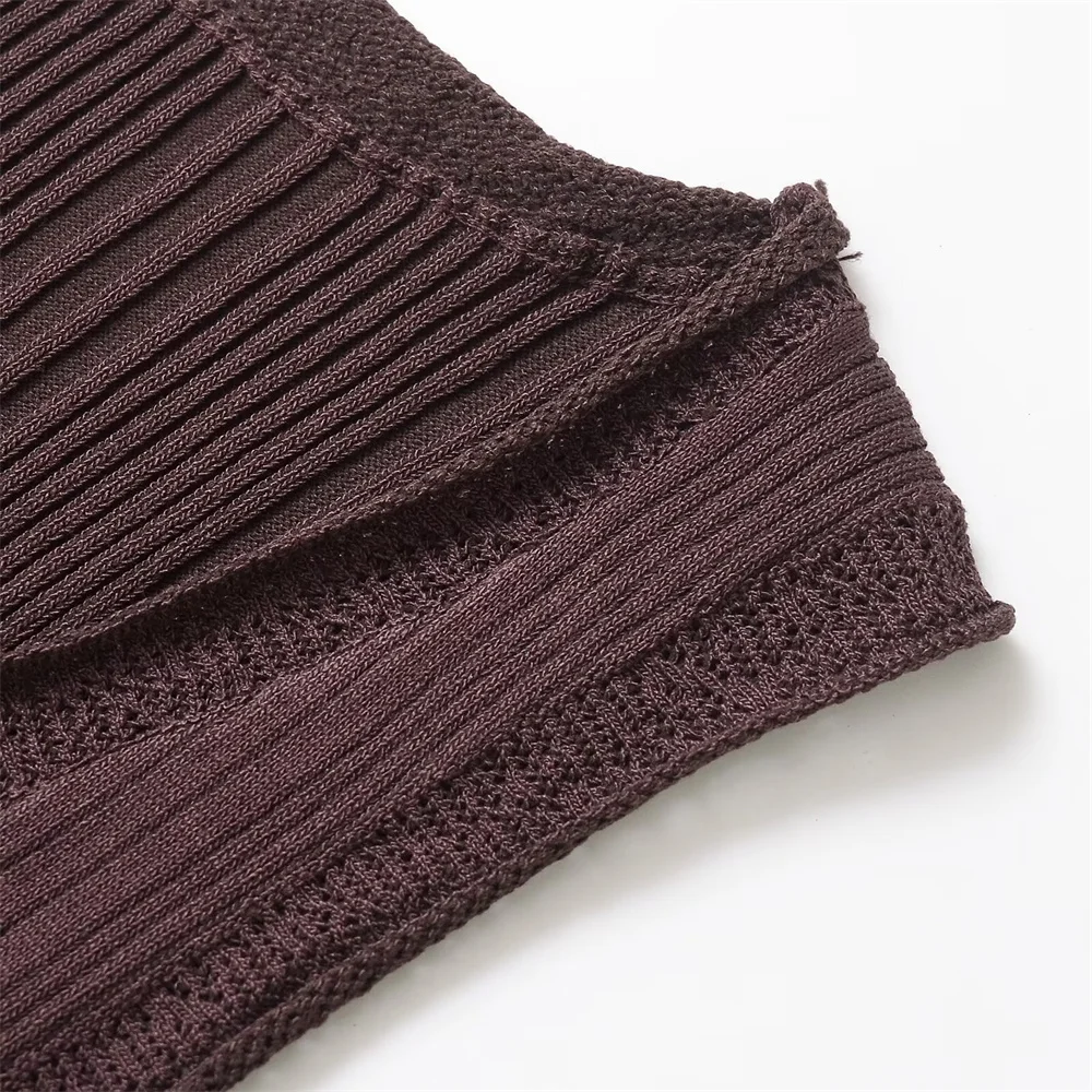 Nieuwe dameskleding 2025, casual, elegant ontwerp, gevoel voor Europese en Amerikaanse geribbelde gebreide topvest in retrostijl