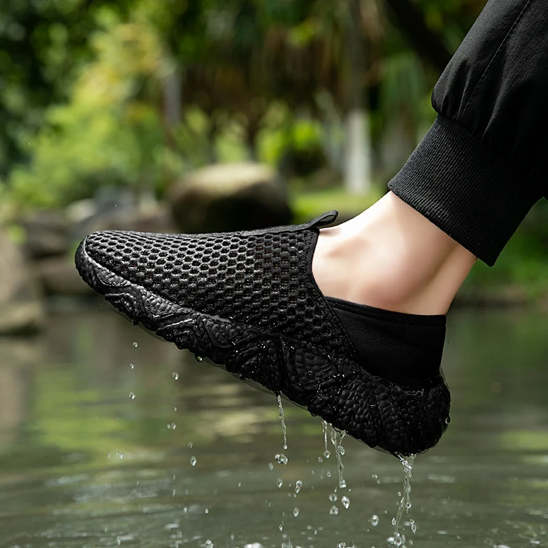 

Outdoor Lightweight Men Casual Shoes Anti-Slip Man Running Walking Sneakers Breathable Jogging Sport Shoes Mesh Athletic Shoes