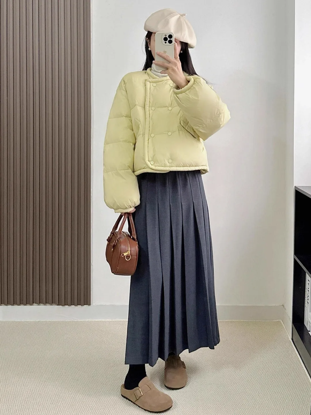 

Yellow Thickened Long Sleeve Cotton Jacket Women's Winter Korean Style round Neck Warm Small Size Elegant Age-Defying Match-all