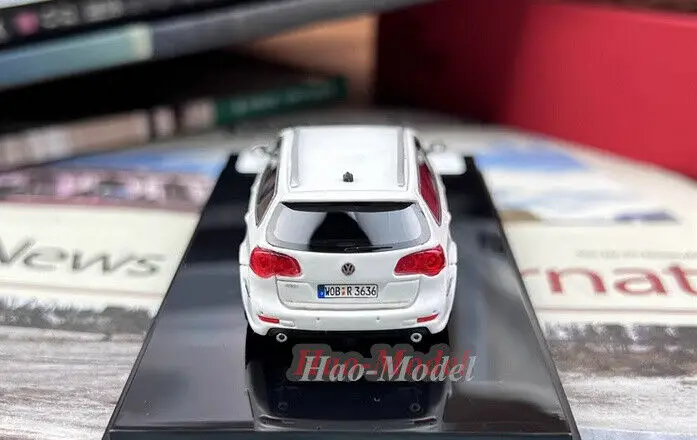 JEC-Modèle de voiture Volkswagen Passat R36 Wagon, alliage moulé sous pression, jouets de simulation, cadeaux d'anniversaire pour garçons, ornements d'affichage de passe-temps, 1:64