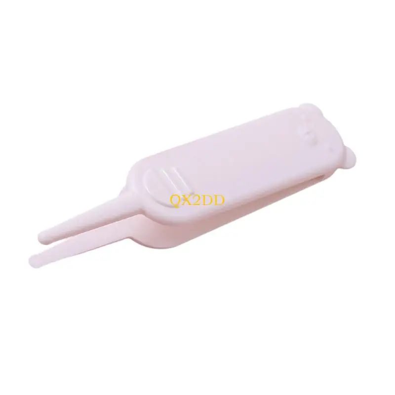 QX2D Cartoon Baby Nasal Clip Safe Infant Nose Booger Cleaner Tool For Newborns
