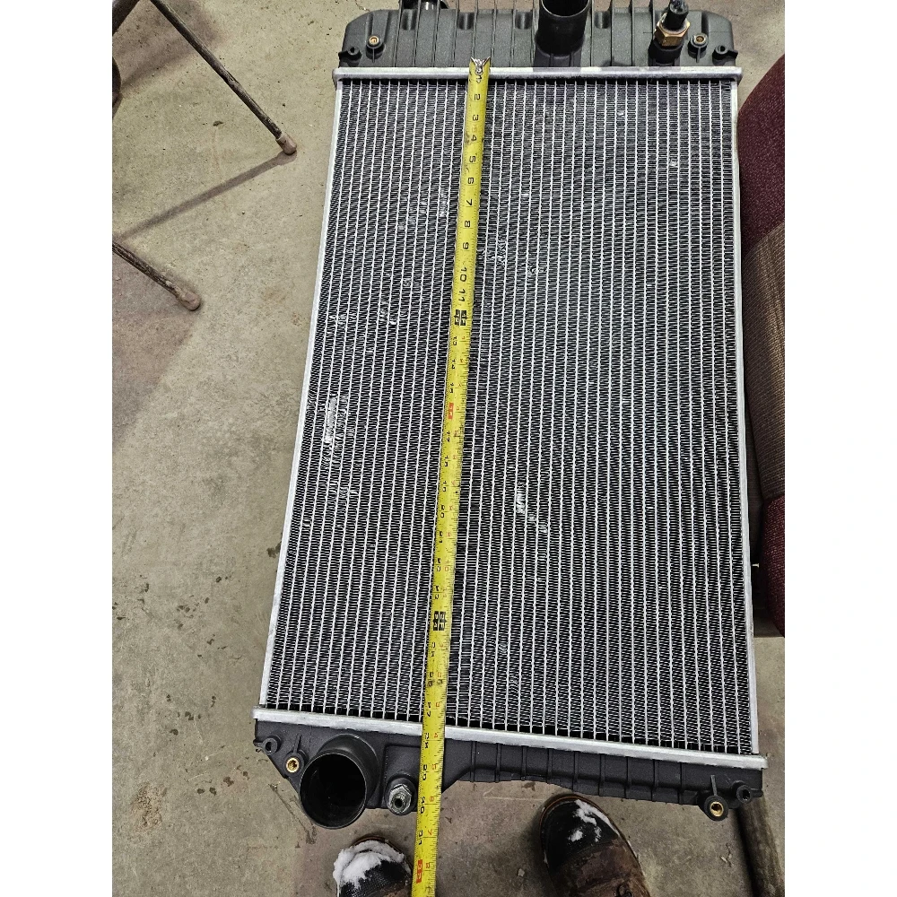 Radiator Mn122110-6011 for Engine 1100 Engine Parts Engine Parts
