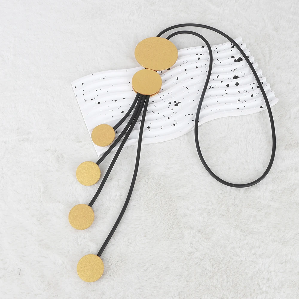 UKEBAY Lange Geometrische Statement-Kreis-Anhänger-Halskette Moderner Minimalistischer Boho-Schmuck für Frauen Leichte Mode-Halskette – Detail 3