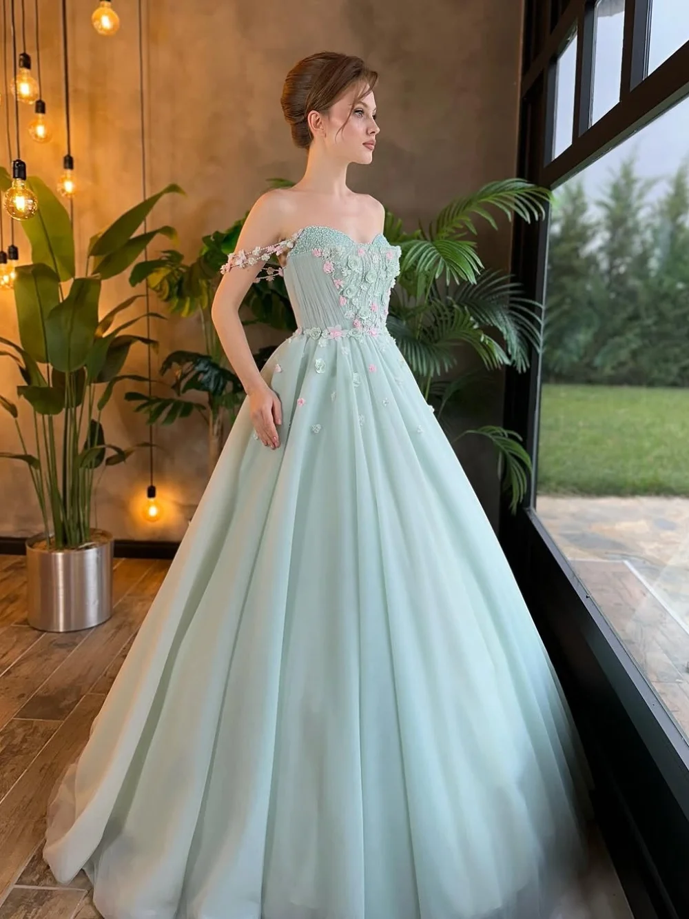 

Fairy 3-D Flower A Line Wedding Dresses Sweetheart Applique Backless Evening Party Gowns Vestido De Noiva Court Train Customized
