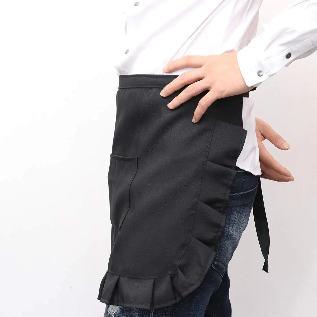 Fashionable Polyester Short Apron Half Waist Bib with Large Capacity Pocket for Seasoning Thermometer Recipe Cards Women