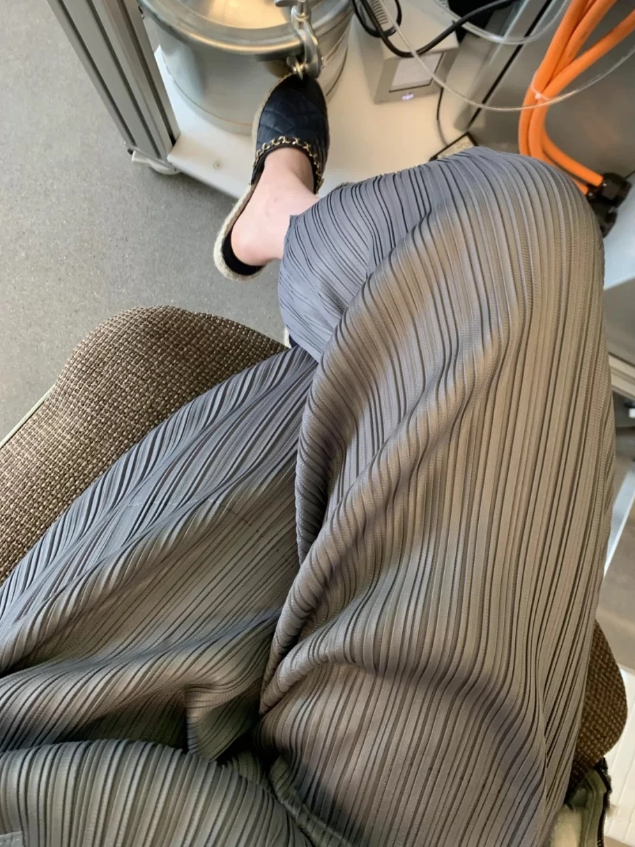 

2025 New Straight Leg Pants Women's Grey Pleated Folded Accordion Slimming Casual Trousers High Waist Polyester Fiber