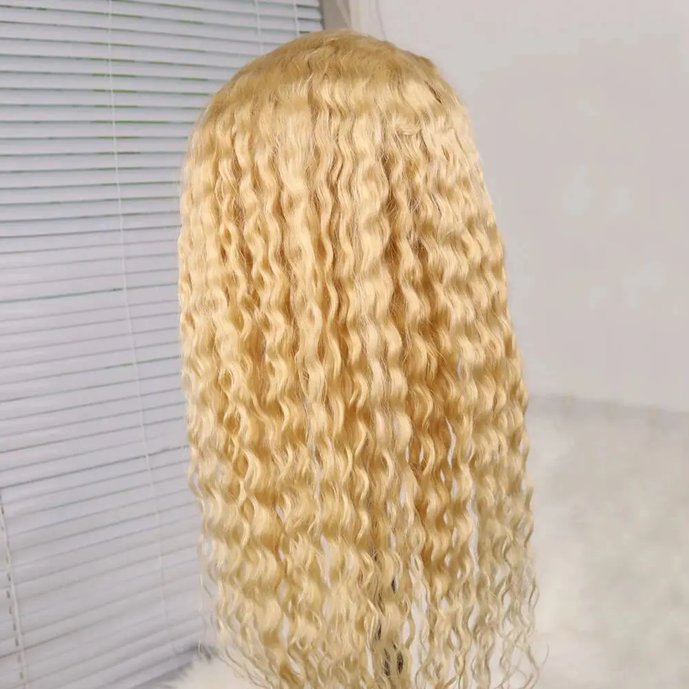 Wig sintetis pirang Wig panjang dalam keriting 13X4 renda depan untuk wanita Wig sintetis garis rambut alami pesta Cosplay