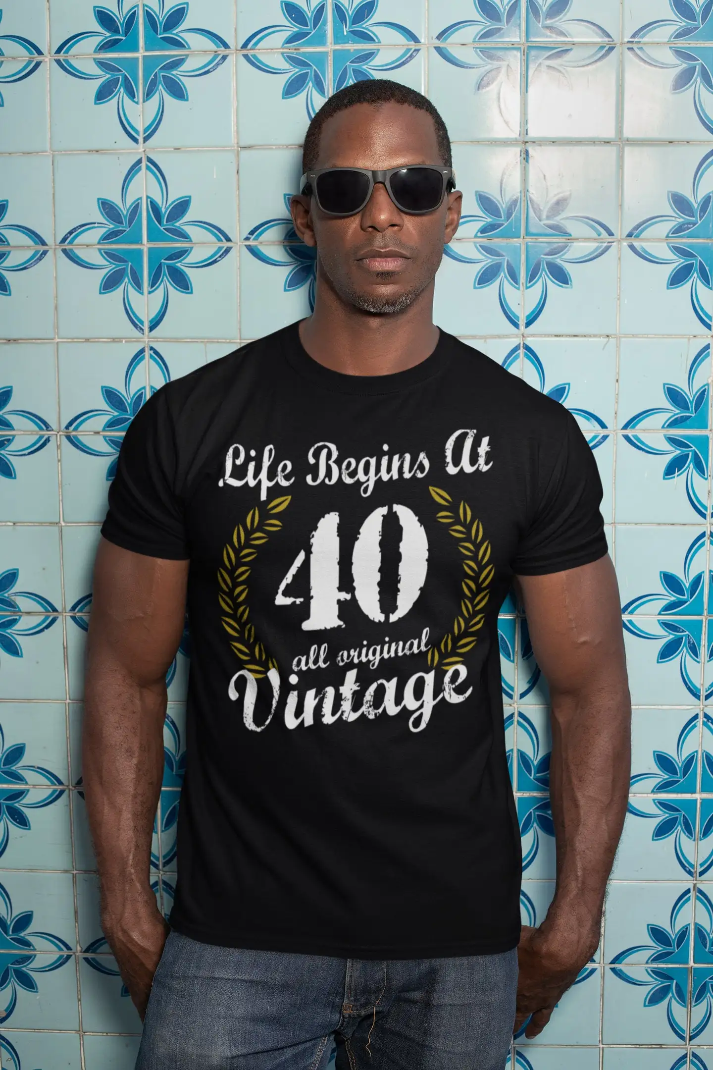 Men's Funny 40th Birthday T Shirt Life Begins AT Fortieth For Classic Age