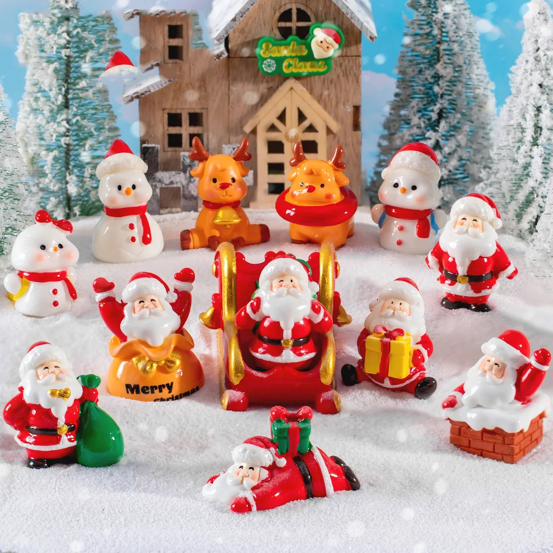 MIni Cartoon Santa Claus Snowman Resin Ornaments Miniature Scene Layout Creative Christmas Ornaments Holiday Party Decoration