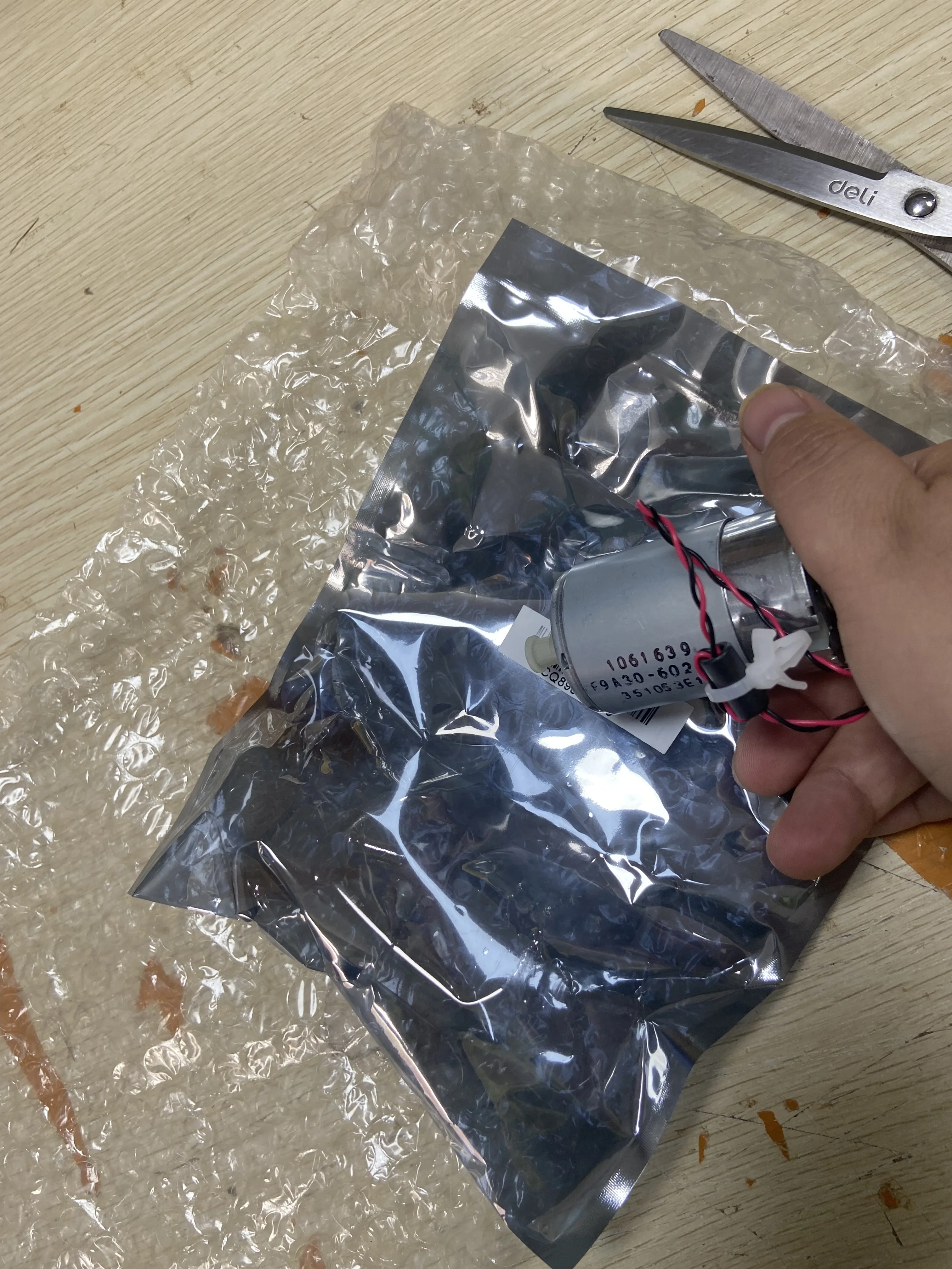 

Original New CQ890-67006 Carriage Motor FOR HP DesignJet T120 T520 T730 T830 CQ890-60092 F9A30-67063 plotter parts