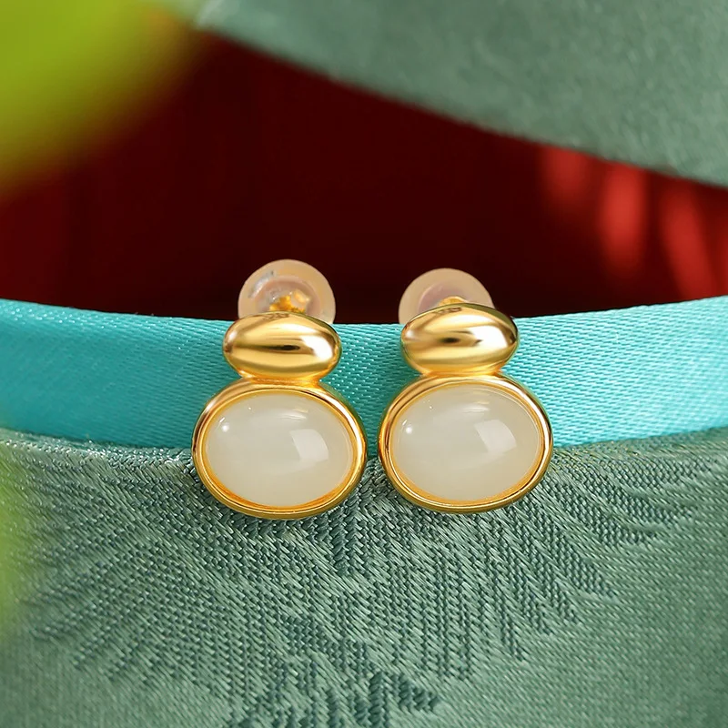 S925 Sterling Silver Gold-Plated Hetian Jade Vintage-Shaped Stud Versatile And Elegant Earrings