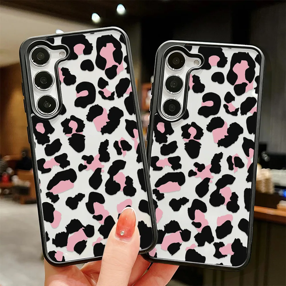 Leopard Print Phone Case For Samsung Galaxy S25 S26 Ultra S24 FE S23 Case A56 A16 A57 A37 A17 A36 A55 A26 A07 Wrist Strap Cover view 3